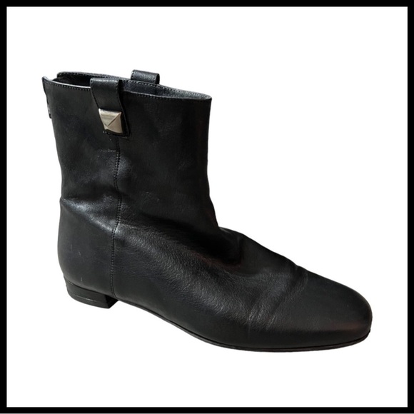 STUART WEITZMAN Leather Ankle Boot - Picture 1 of 11